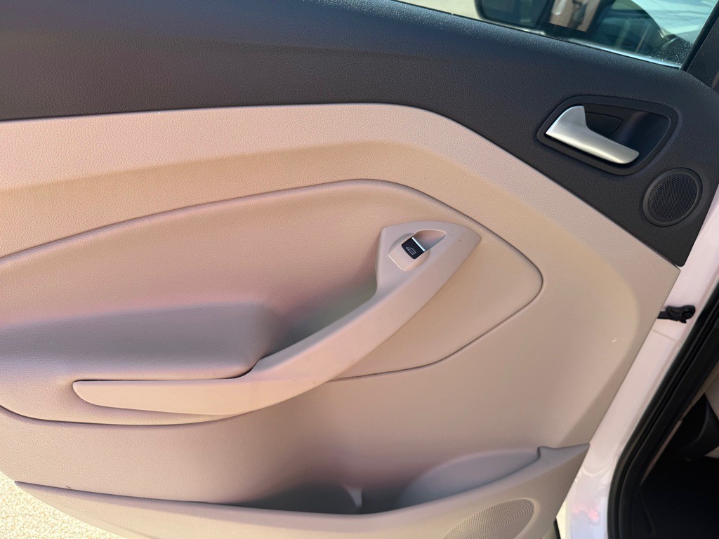 2017 Ford Escape Image 17