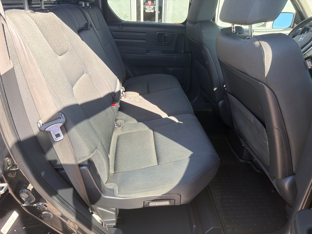 2014 Honda Ridgeline Image 12