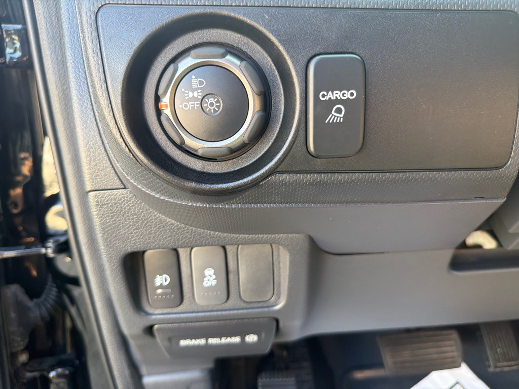2014 Honda Ridgeline Image 16