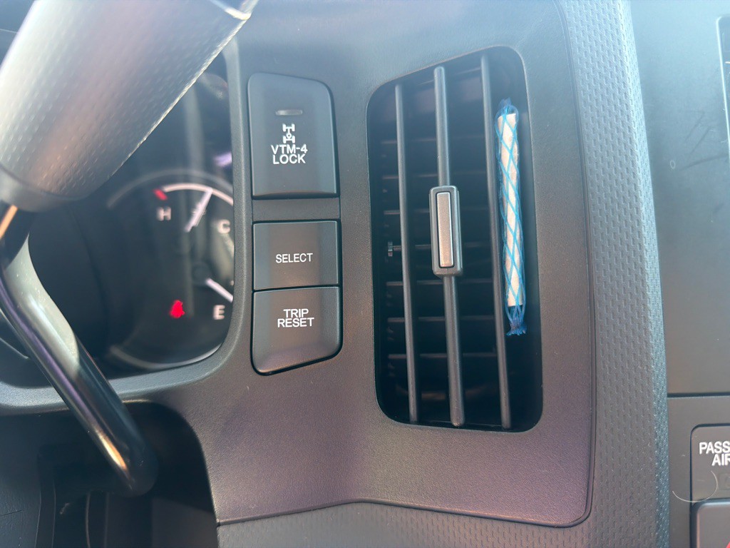 2014 Honda Ridgeline Image 22