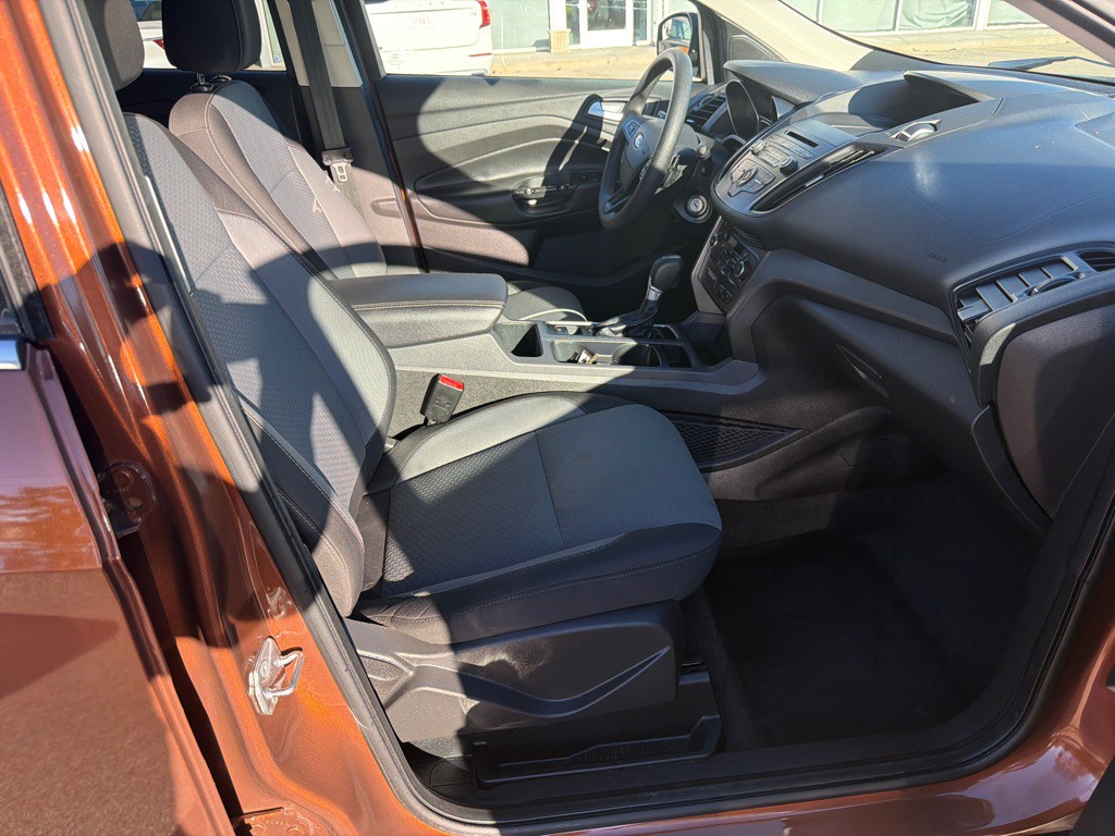 2017 Ford Escape Image 9