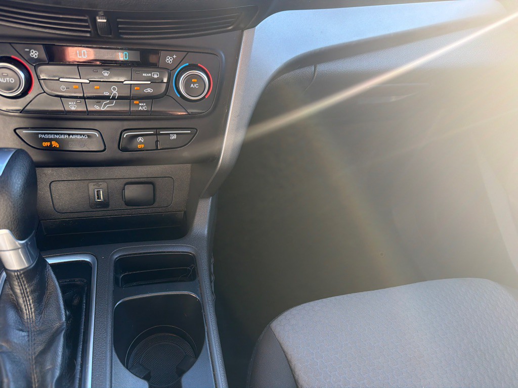 2017 Ford Escape Image 19
