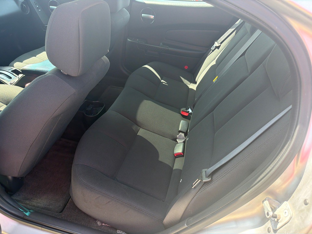 2006 Pontiac Grand Prix Image 11