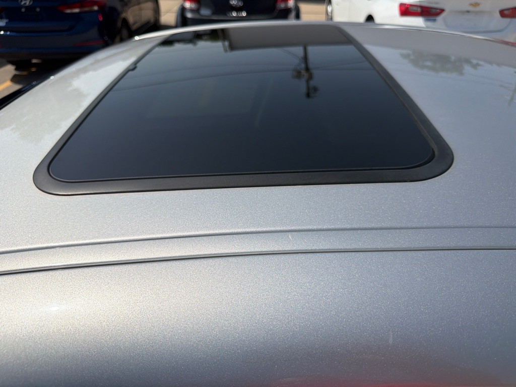 2006 Pontiac Grand Prix Image 12