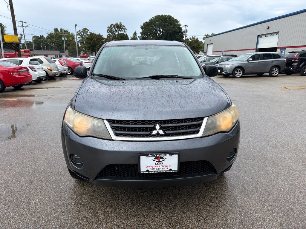 2008 Mitsubishi Outlander Image 3