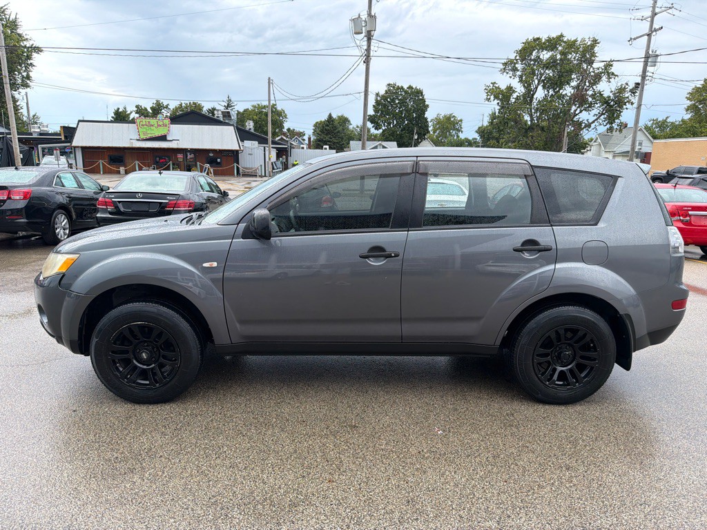 2008 Mitsubishi Outlander Image 5
