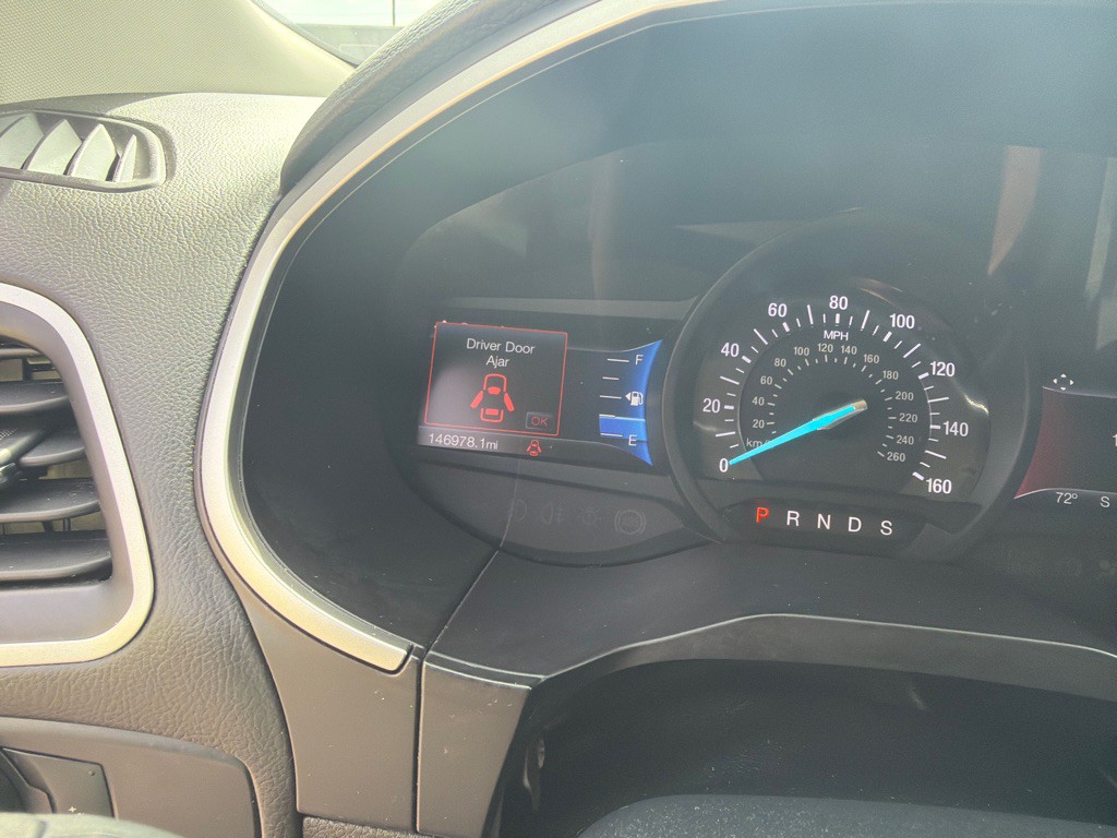 2017 Ford Edge Image 15