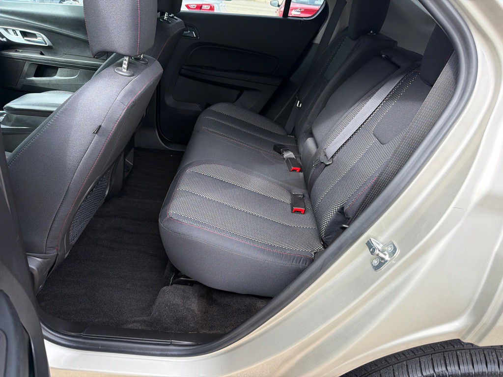 2016 Chevrolet Equinox Image 12