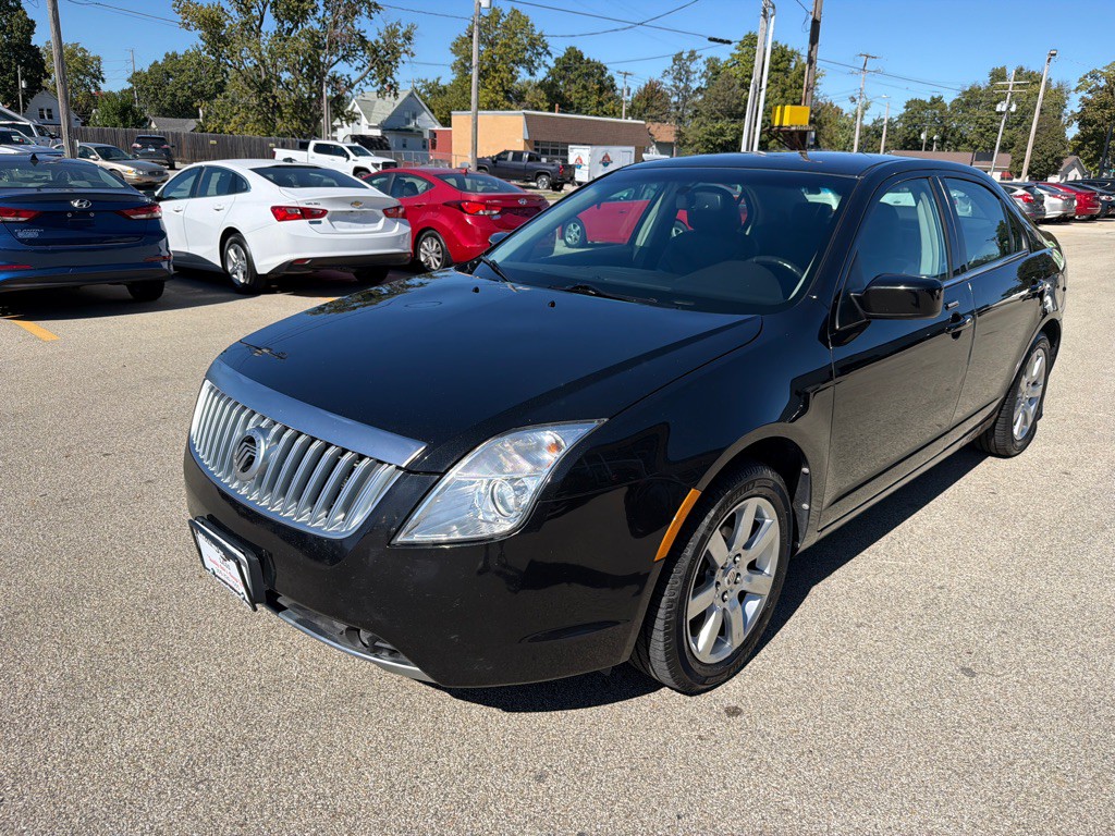 2010 Mercury Milan Image 4