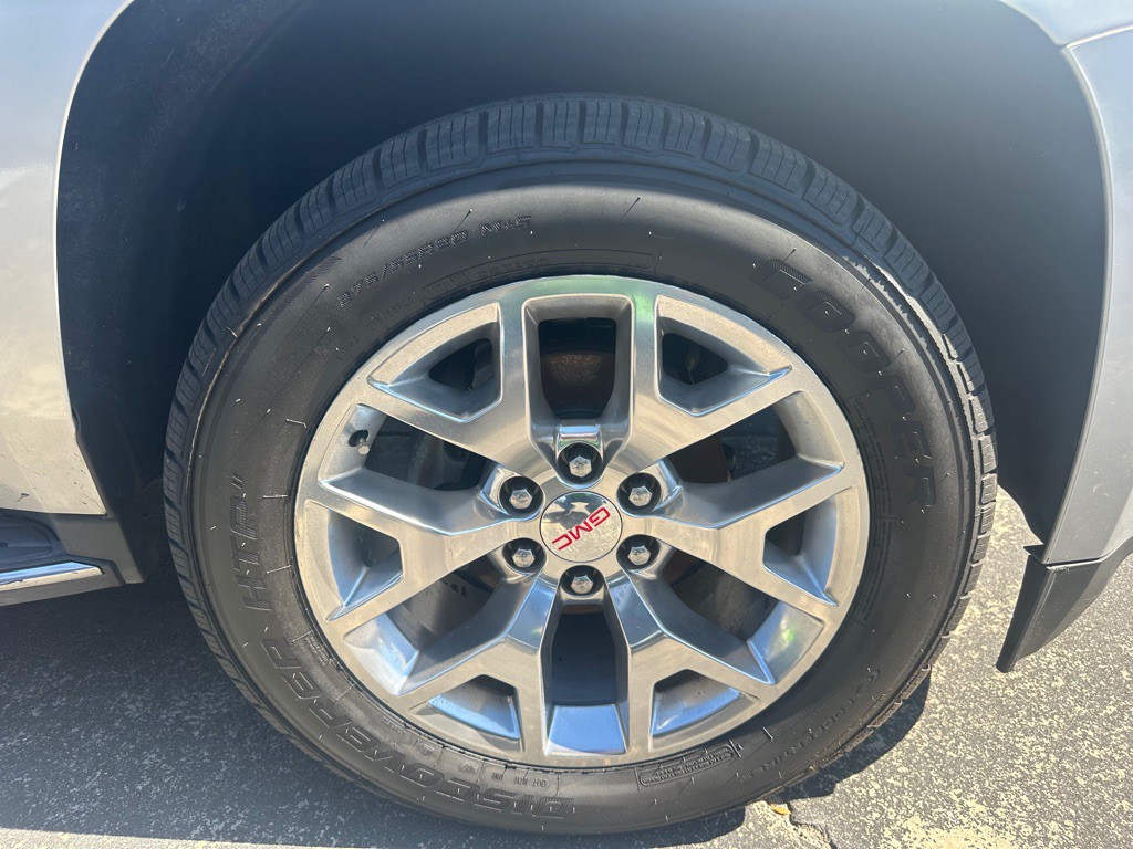 2015 GMC Yukon Image 24