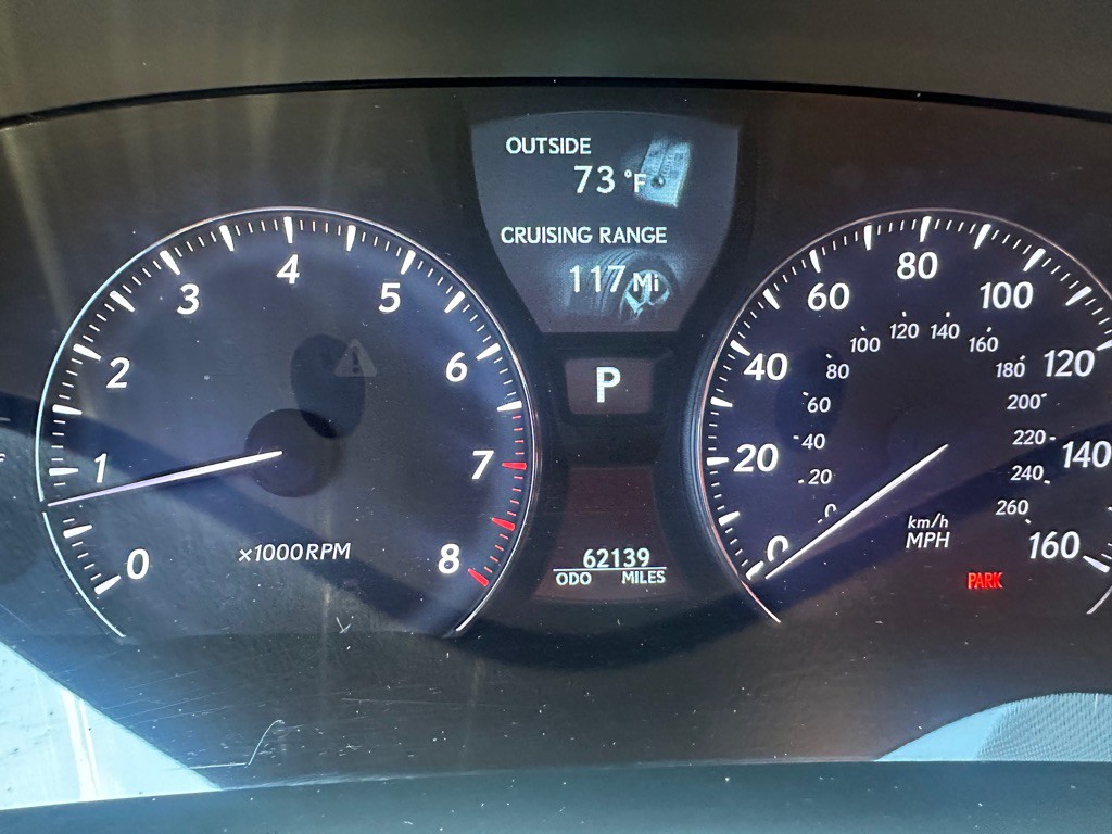 2010 Lexus LS Image 18