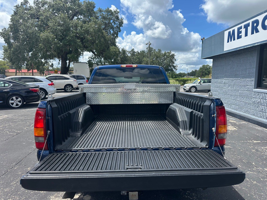 2000 Chevrolet Silverado 1500 Image 9