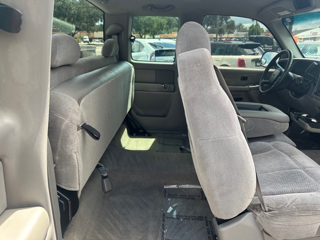 2000 Chevrolet Silverado 1500 Image 11