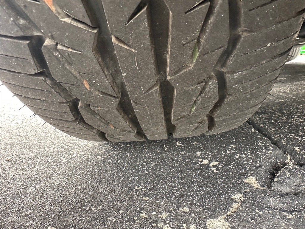 2010 MINI Cooper Image 19