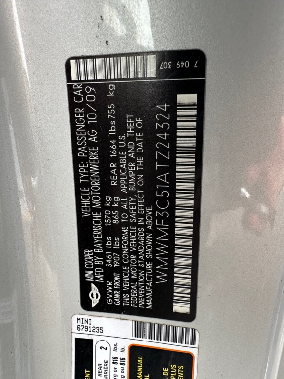 2010 MINI Cooper Image 22