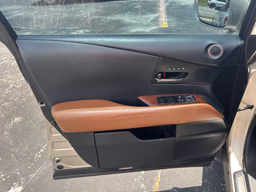2014 Lexus RX Image 16