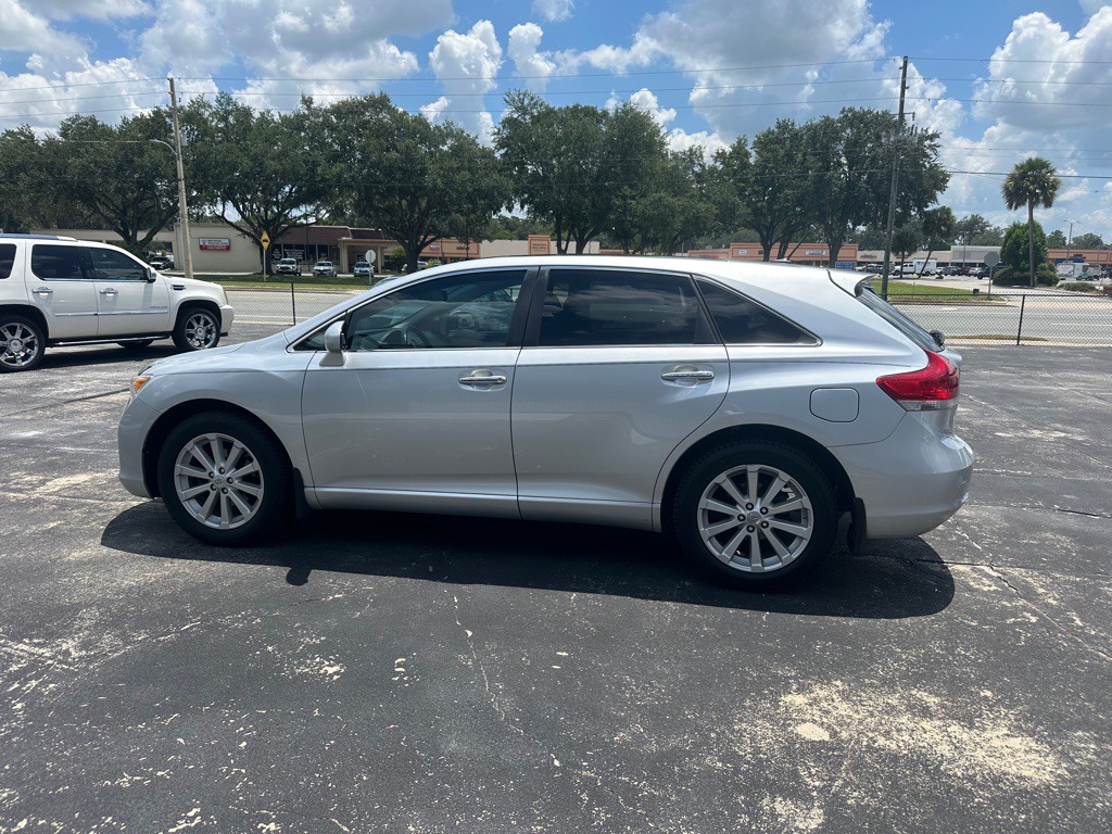 2011 Toyota Venza Image 6