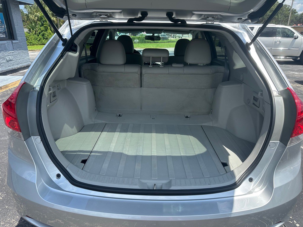 2011 Toyota Venza Image 8