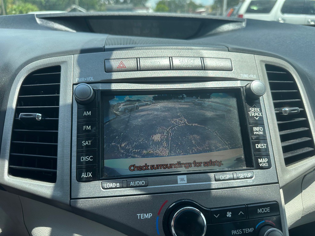 2011 Toyota Venza Image 18