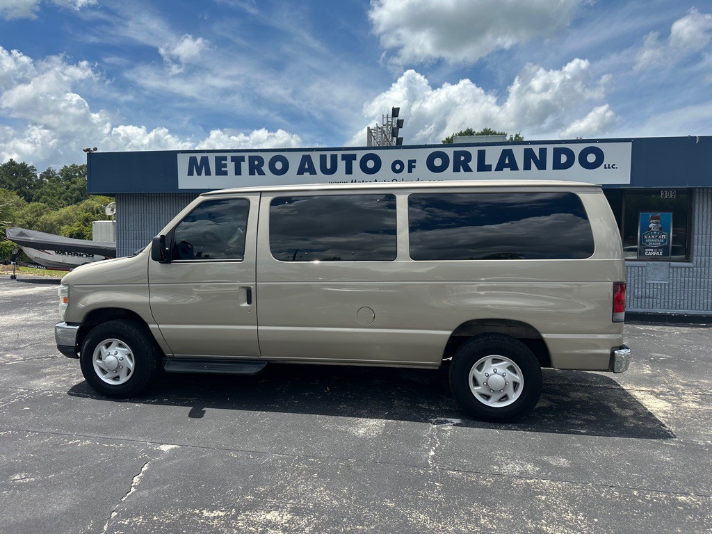 2008 Ford Econoline Image 1