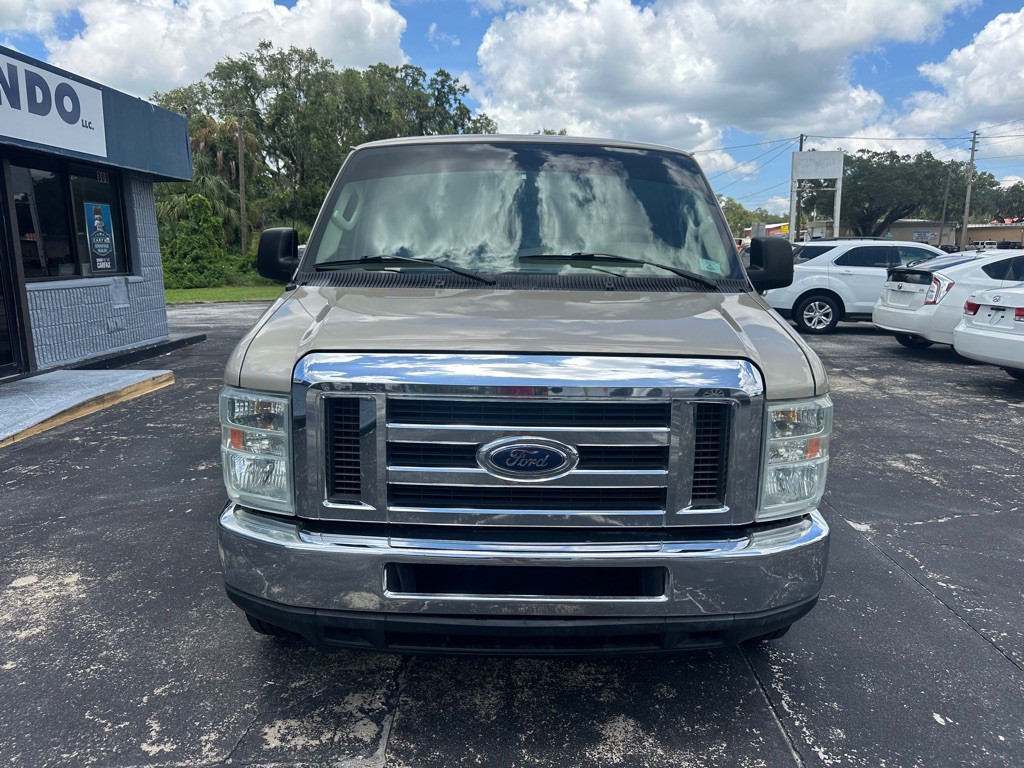 2008 Ford Econoline Image 4