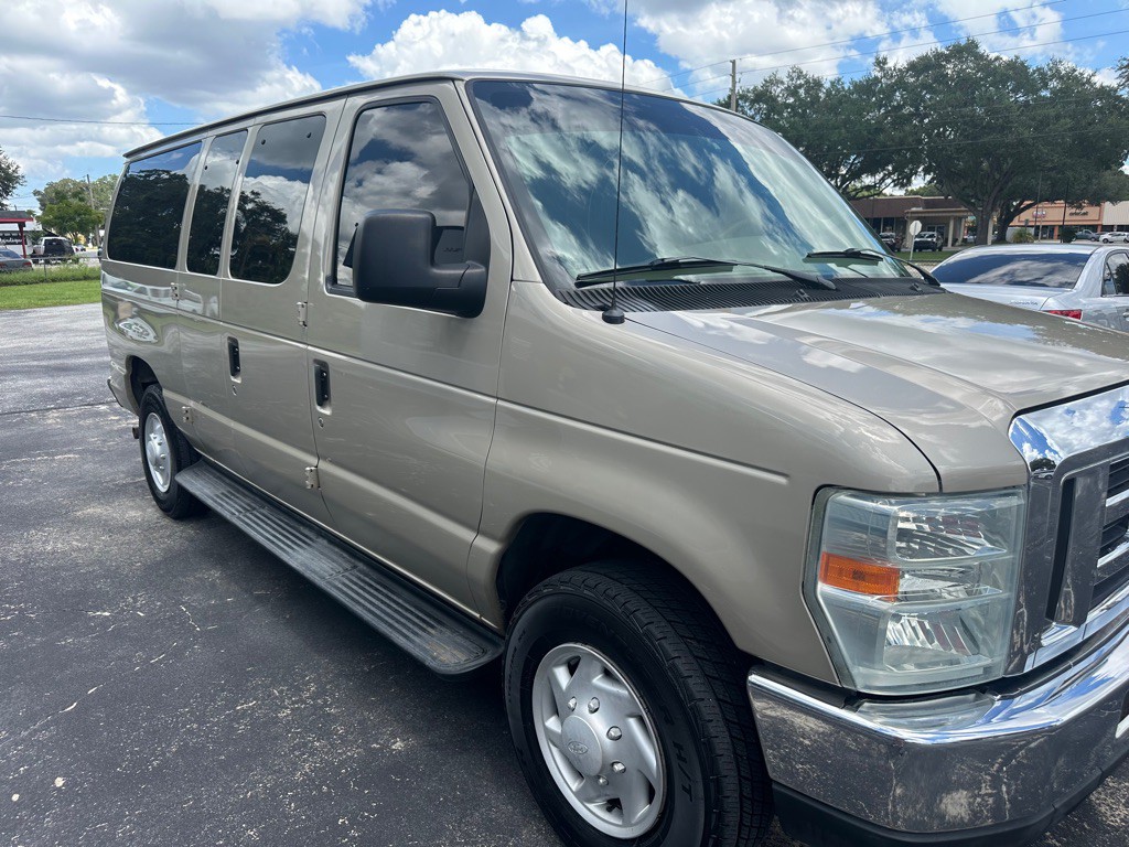 2008 Ford Econoline Image 5