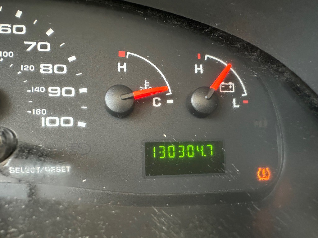 2008 Ford Econoline Image 17