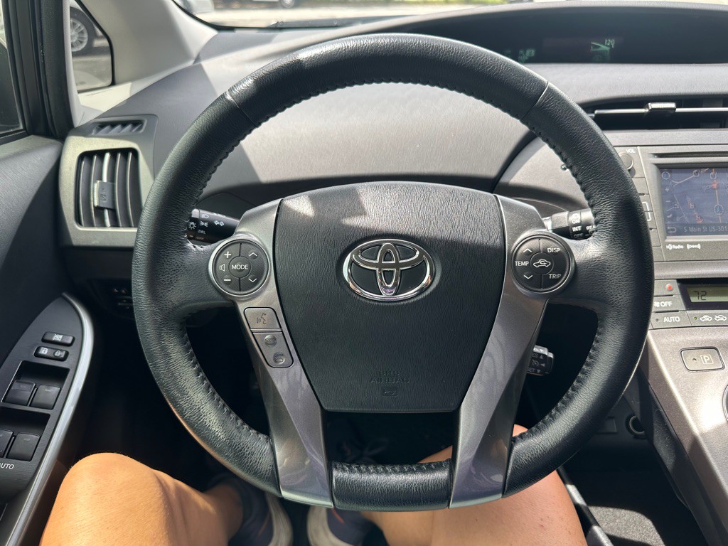2015 Toyota Prius Image 18