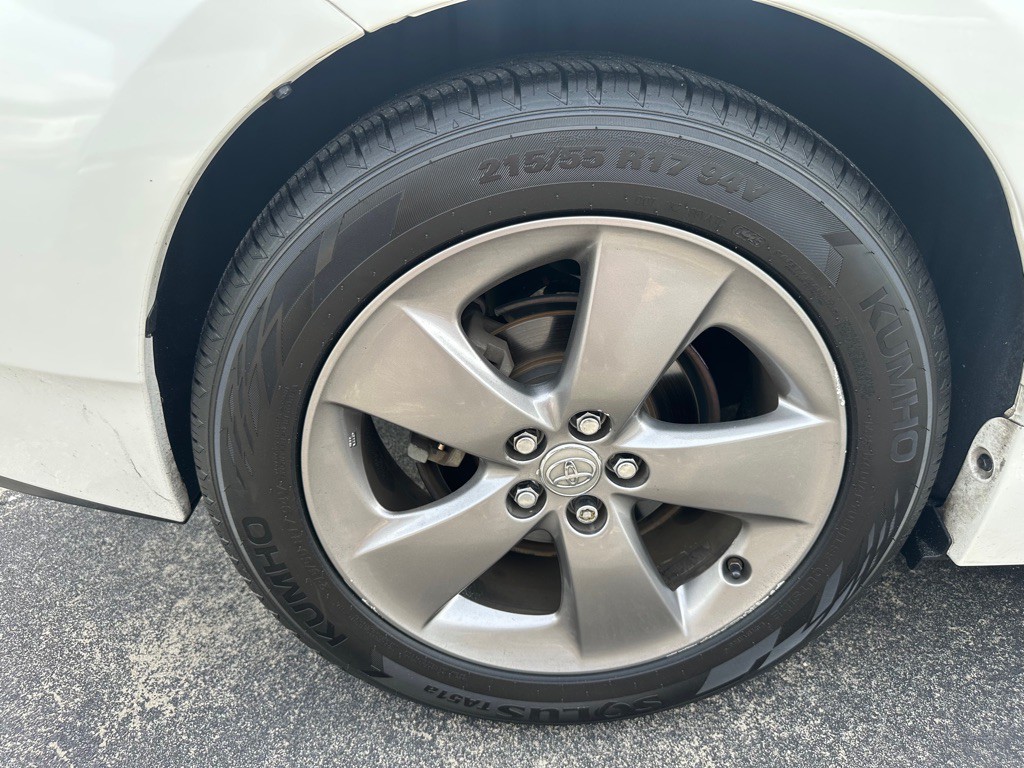 2015 Toyota Prius Image 21