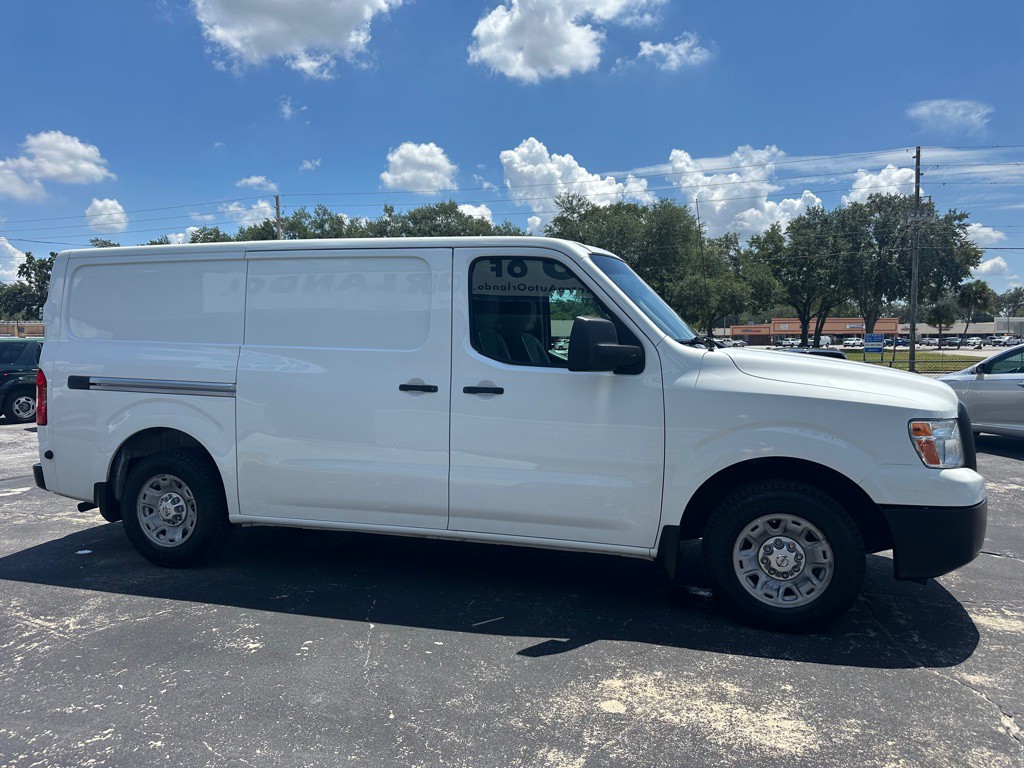 2015 Nissan NV Image 6