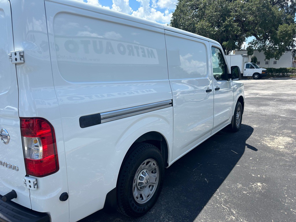 2015 Nissan NV Image 8