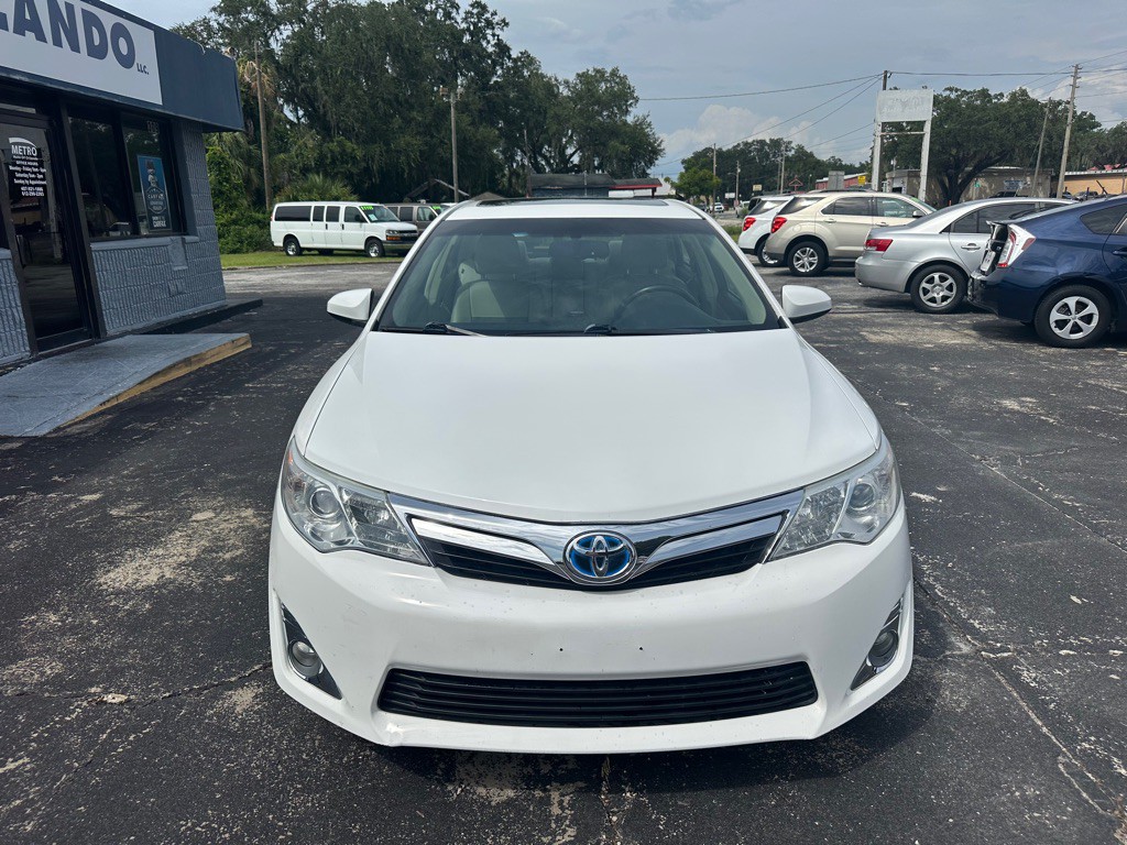 2013 Toyota Camry Image 4