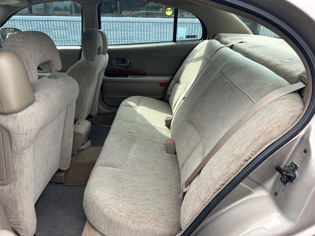 2002 Buick LeSabre Image 10