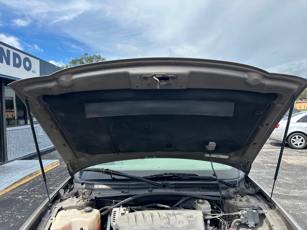 2002 Buick LeSabre Image 23
