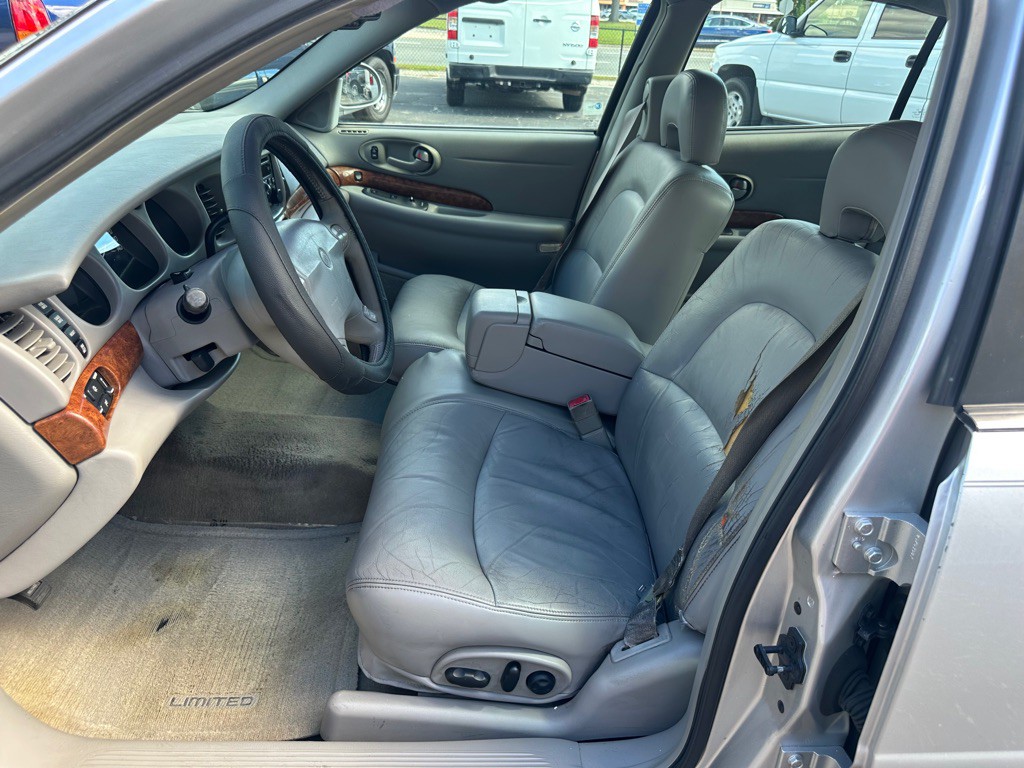 2002 Buick LeSabre Image 13