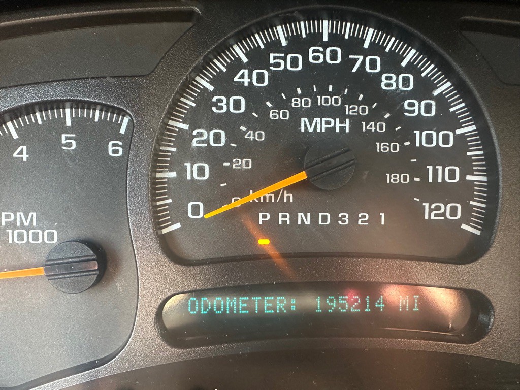 2006 Chevrolet Suburban Image 17
