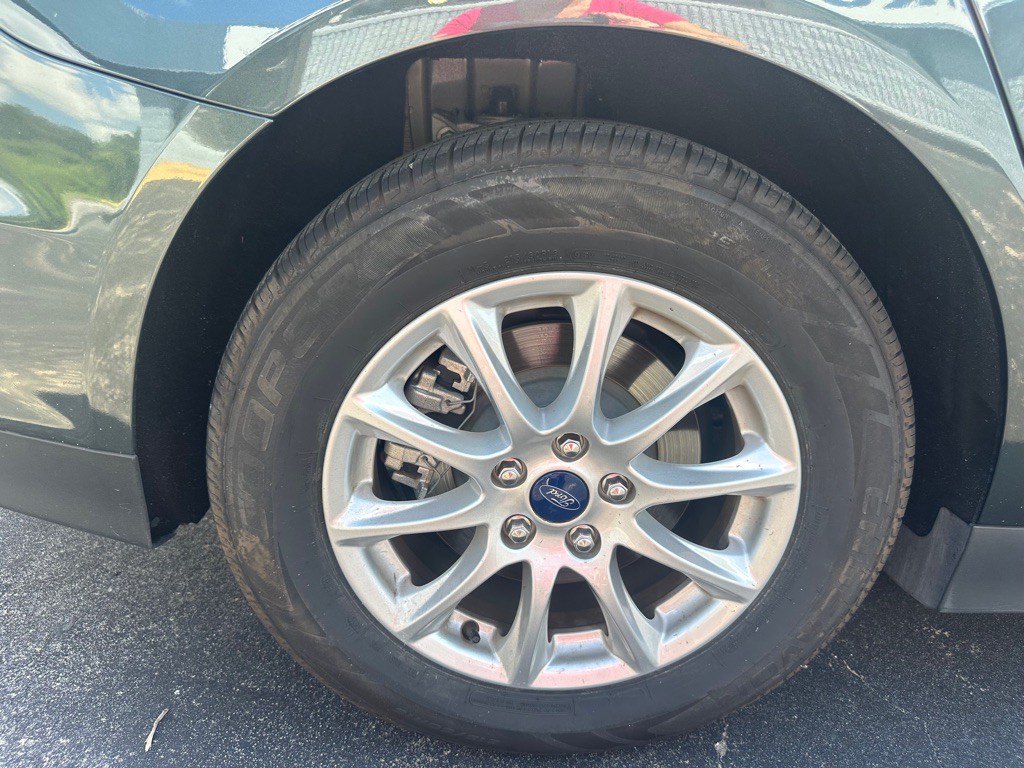 2016 Ford Fusion Image 20