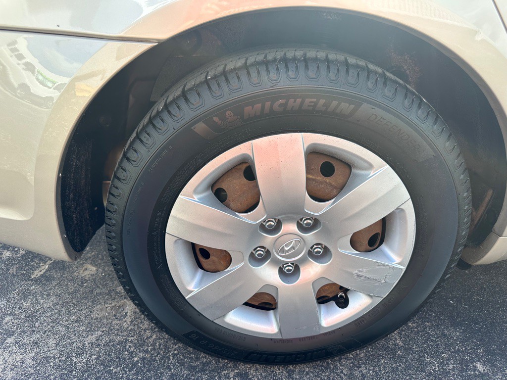 2009 Hyundai Sonata Image 20