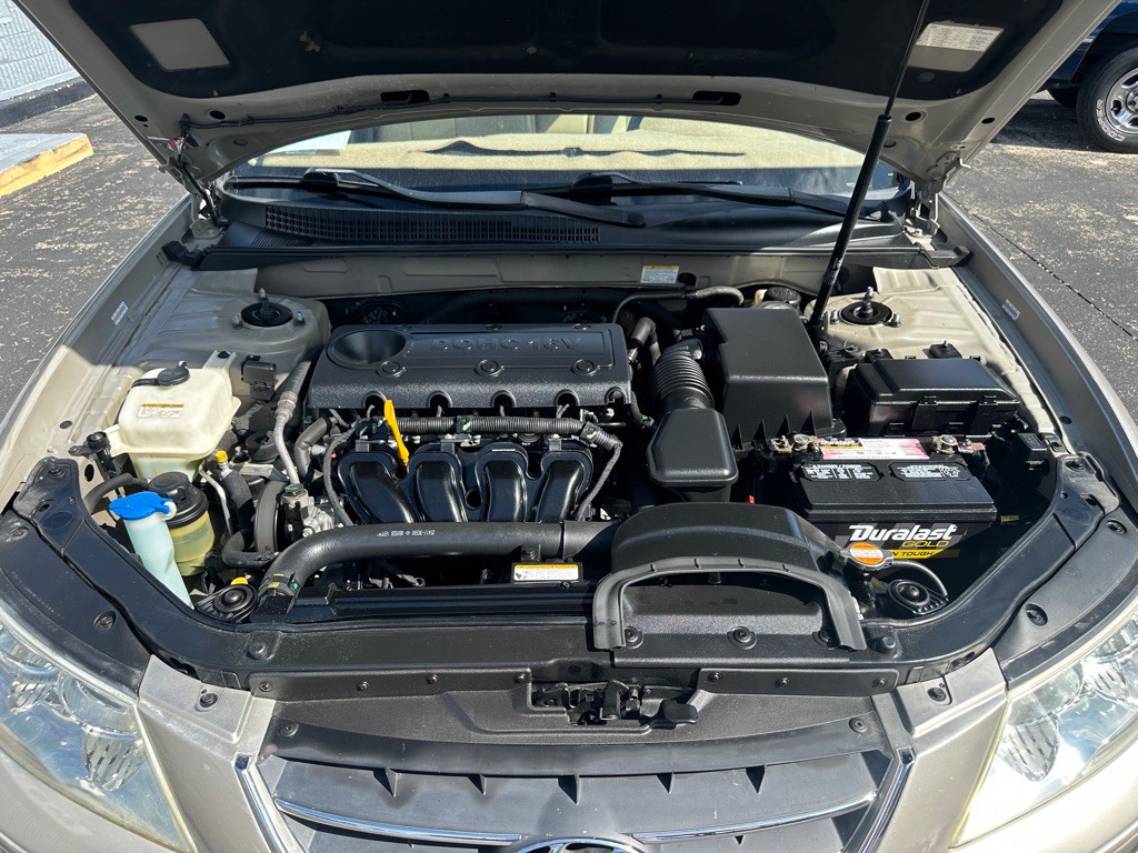 2009 Hyundai Sonata Image 23