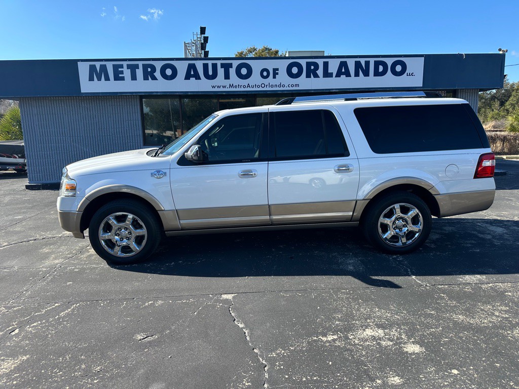 2013 Ford Expedition Image 1