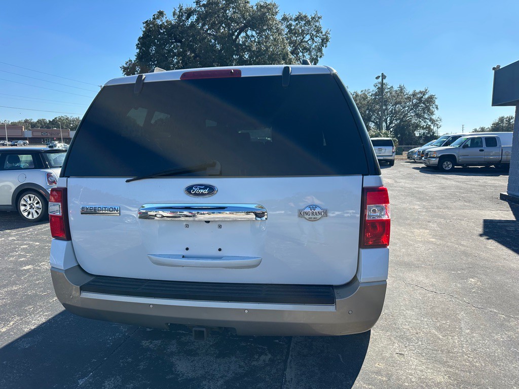 2013 Ford Expedition Image 8