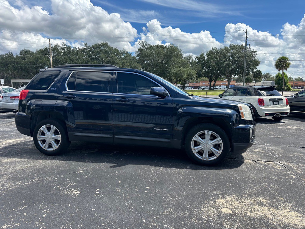 2017 GMC Terrain Image 6