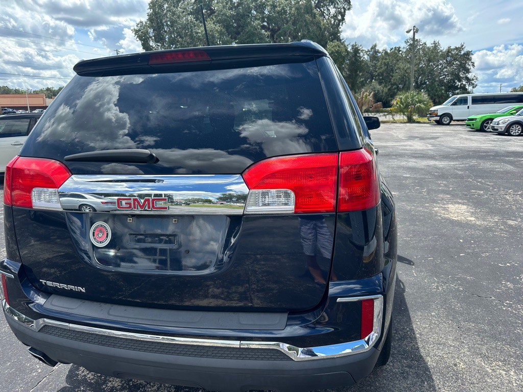 2017 GMC Terrain Image 8