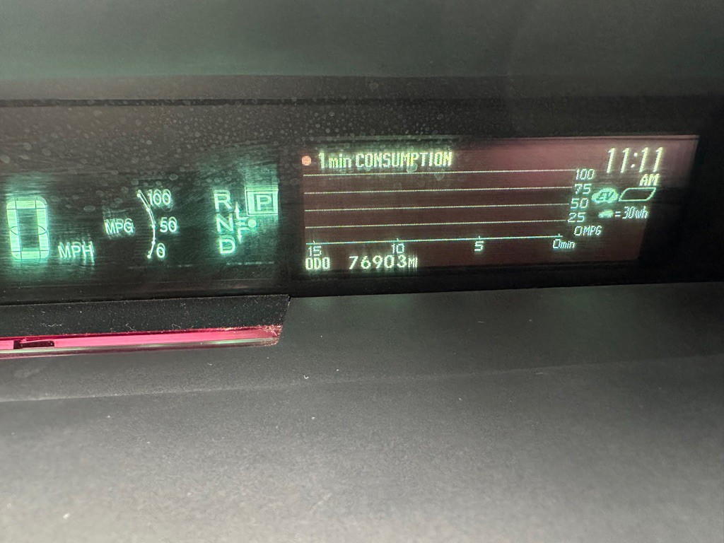 2013 Toyota Prius Image 16