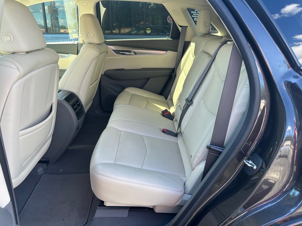 2017 Cadillac XT5 Image 12
