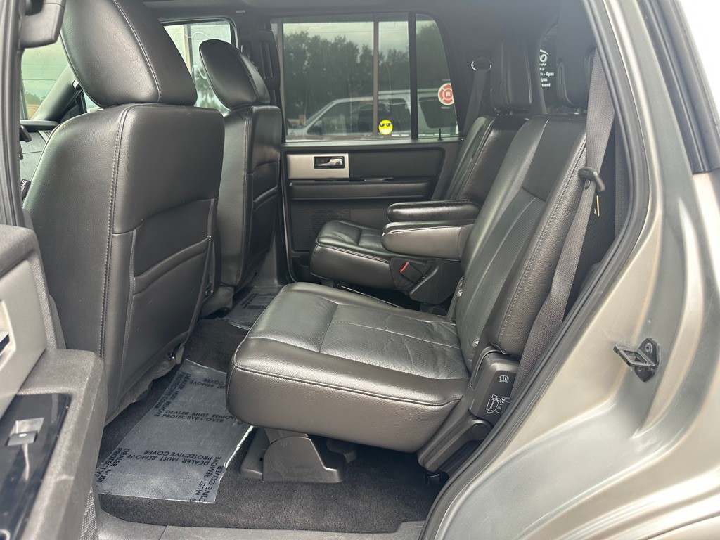 2012 Ford Expedition Image 11