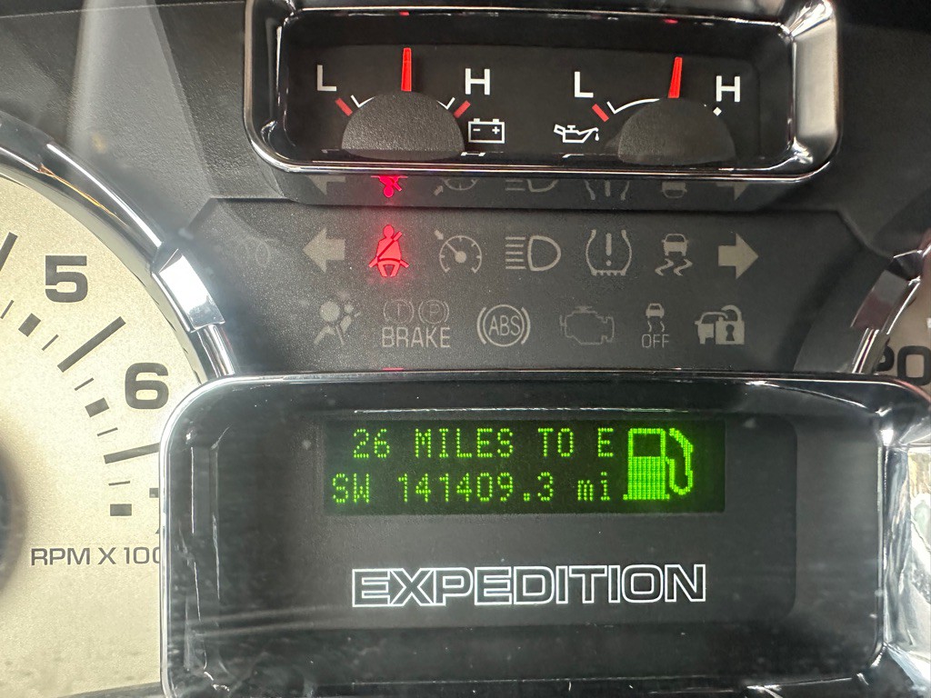 2012 Ford Expedition Image 18