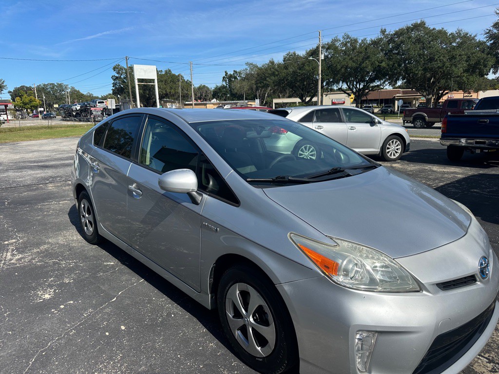2013 Toyota Prius Image 5
