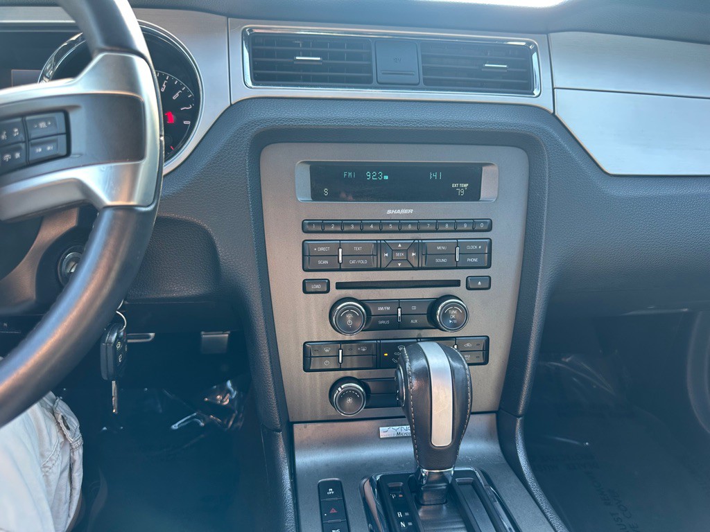 2014 Ford Mustang Image 18