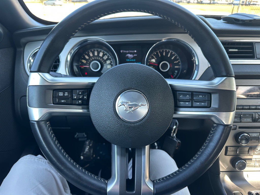 2014 Ford Mustang Image 20